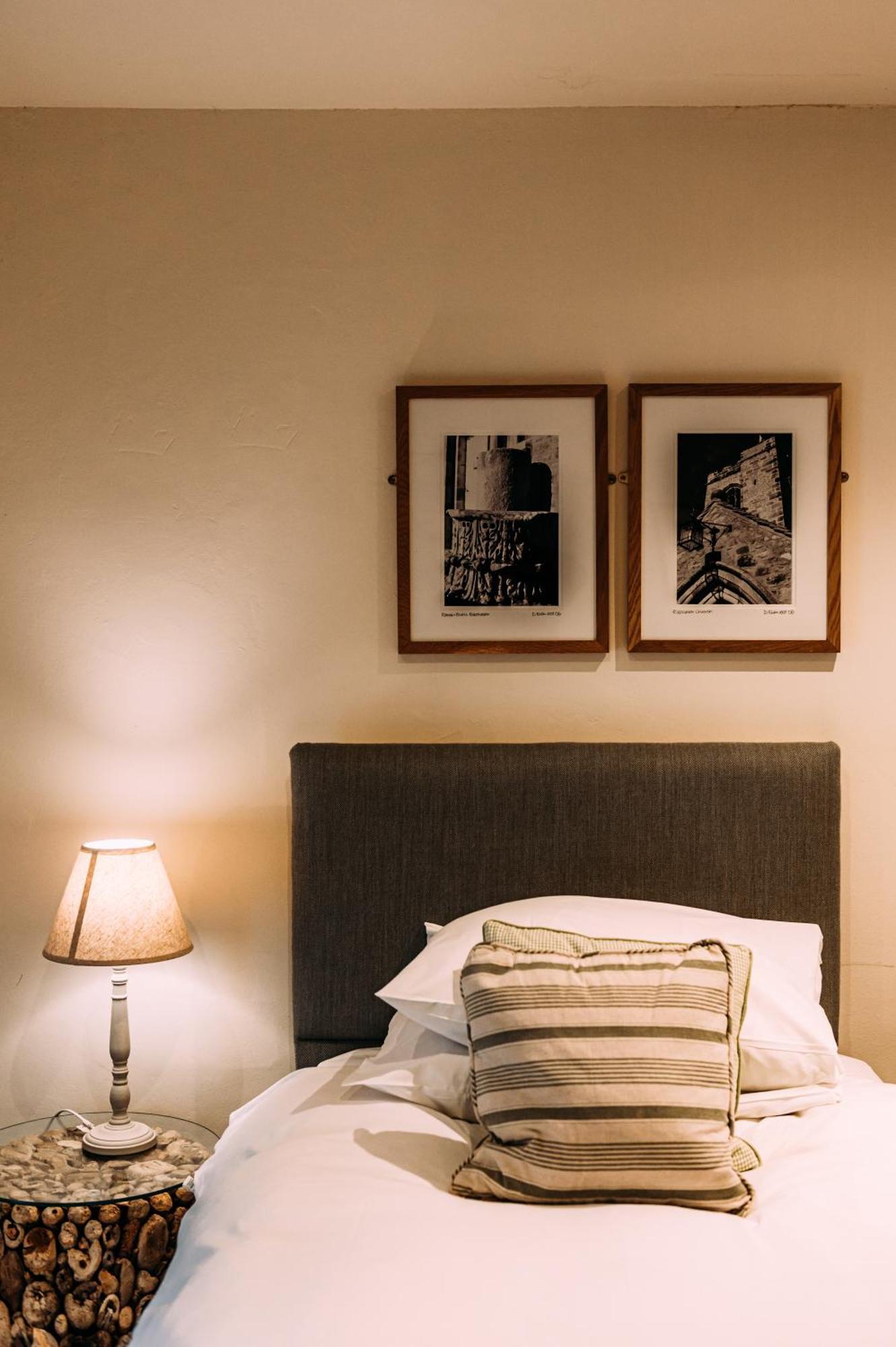 The Shireburn Arms Hotel Clitheroe Bagian luar foto